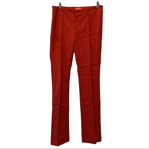 Joe Fresh pants. slightly flared. Great color. Size 2
C - Picture 1 of 12